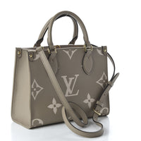 LOUIS VUITTON Empreinte Monogram Giant Onthego "PM Tourterelle Creme" - Bagistaofficial
